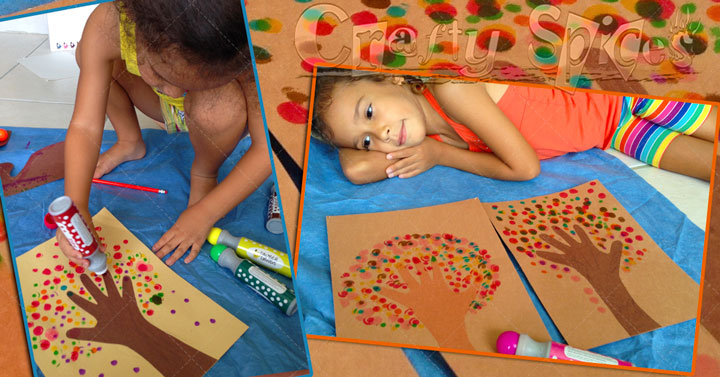 2 little Witches, a Princess and a live Skeleton Halloween 2016